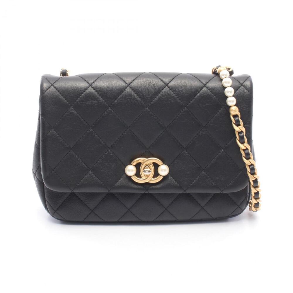 Chanel Matelassé Shoulder Bag/Handbag, Leather, Women's, Black, AS3000